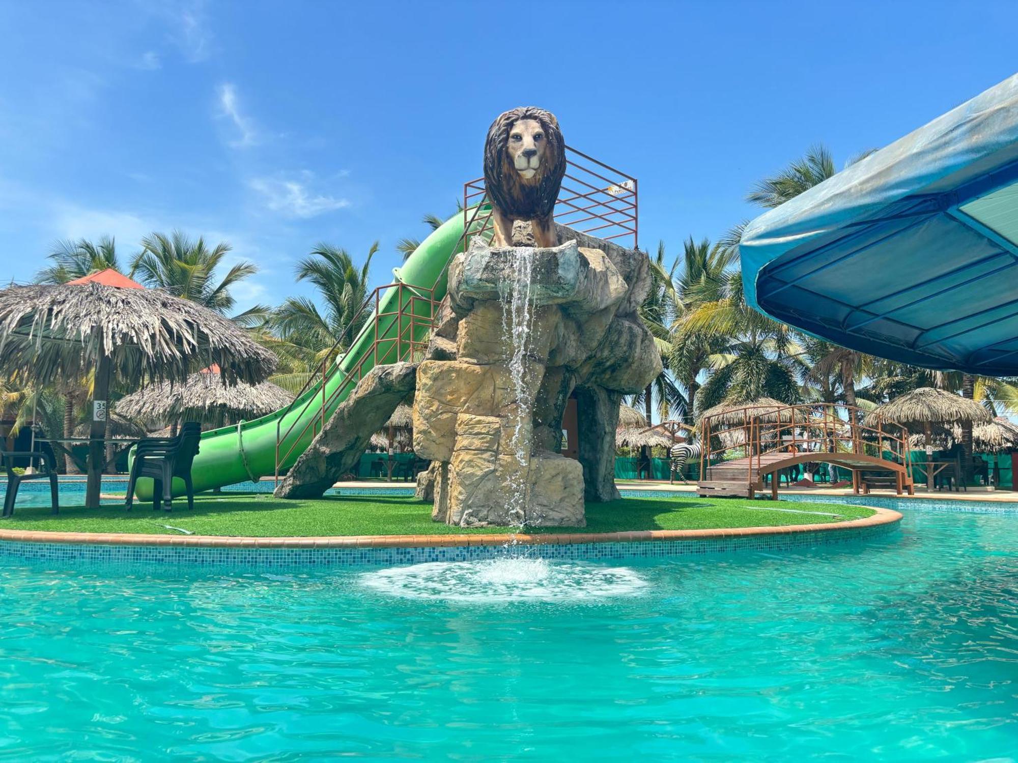 Paradise Resort Los Santos Kültér fotó